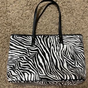 Michael Kors  Carter large open tote zebra print